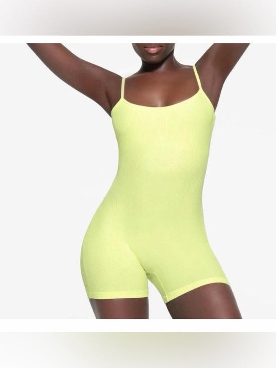 SKIMS Pants - SKIMS Ribbed Soft Lounge Scoop One Piece Romper Lemonade Yellow OS-MDT-2695
